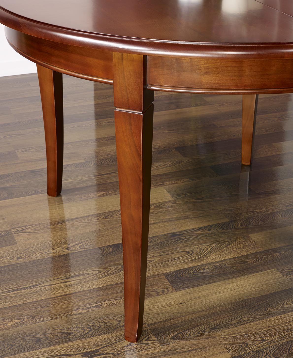 Merisier Bois Rouge : Meubles en Merisier massif >> Table ronde diam.120 en Merisier massif Merisier Bois Rouge : Meubles en Merisier massif >> Table ronde diam.120 en Merisier massif