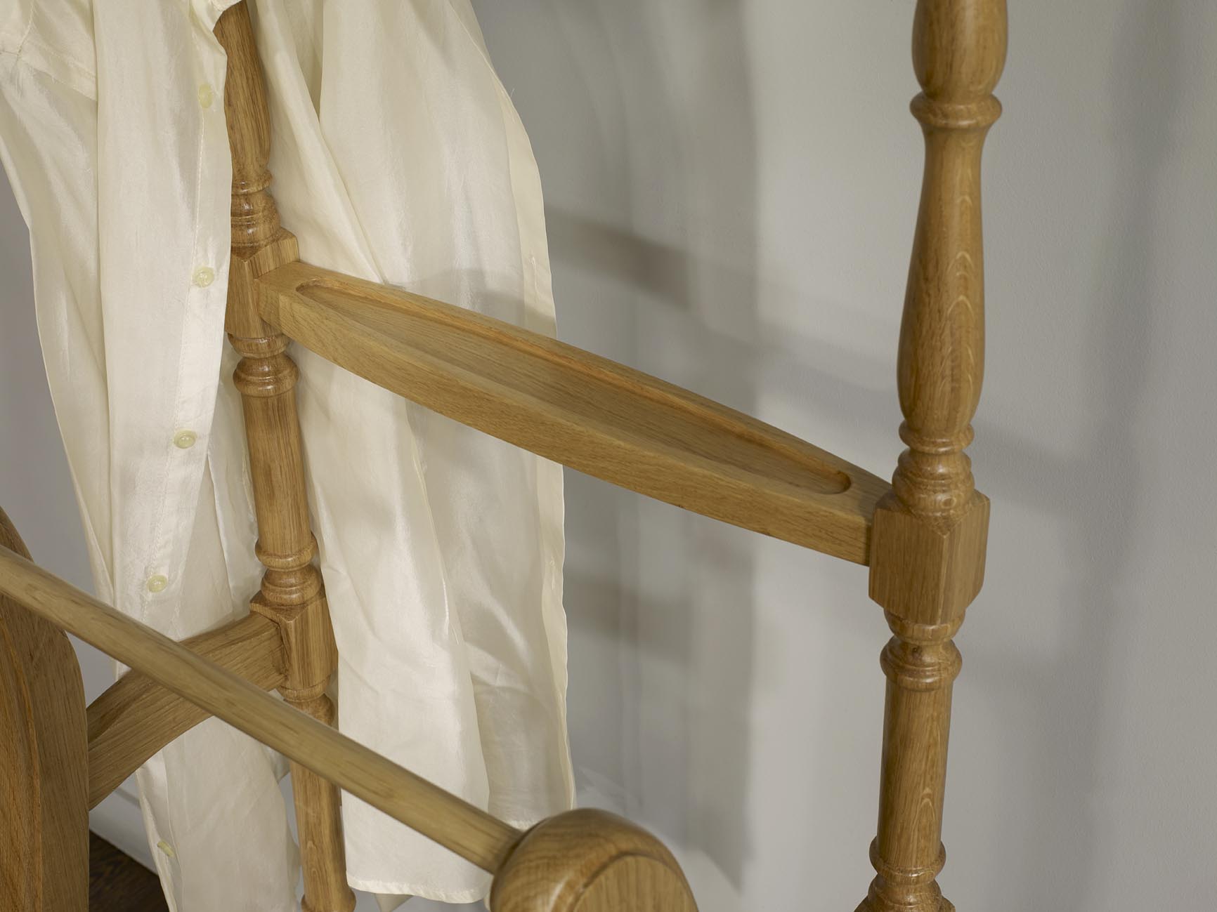 Valet de nuit en chêne de style louis philippe , meuble en chêne ...
