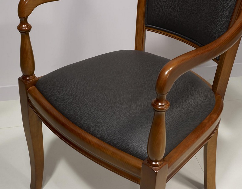 Fauteuil Ine En Merisier Massif De Style Louis Philippe Moleskine Noir Meuble En Merisier Massif