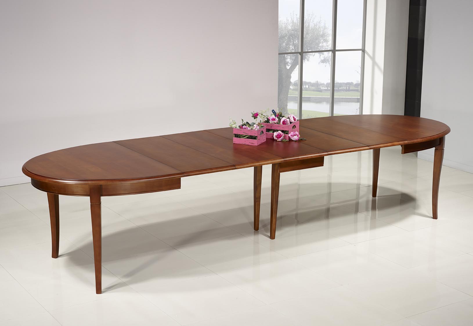 Table ovale de salle à manger Estelle en merisier massif de style Louis Philippe 5 ALLONGES DE